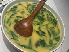 豆汤豌豆苗-真地道京味府·鲜橙烤鸭·北京菜(朝外大街东大桥店)