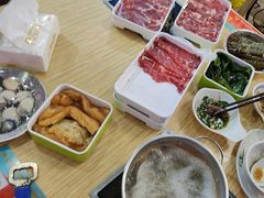 -杨老板·海鲜集市火锅·鲜切牛肉(中防万宝店)