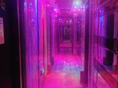 -乐天虫量贩式KTV(十字街店)