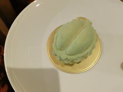 -大中华希尔顿酒店-念自助餐·嗨啤·小龙虾