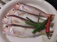 -健眺小海鲜(临海后山店)