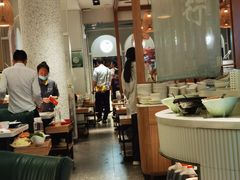 -三人行骨头王火锅(长寿店)