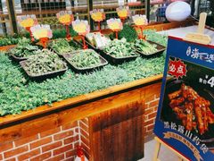 -宝燕海货工场(长江国际店)