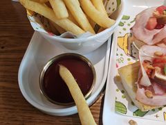 -Famous肥猫墨西哥音乐餐吧(五棵松华熙LIVE店)