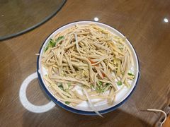 -赶海部落海鲜城(海阳路店)