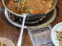 -亮欢寨酸汤鱼(沙冲路店)