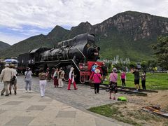 -百里峡七彩艺术小镇