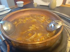 -阿山卓·野生菌火锅·纳西火塘烤肉