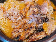 -探鱼·鲜青椒爽麻烤鱼(银泰城店)