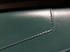 -爱革·奢品·鞋包·衣物·家居(金桥国际商业广场店)