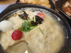 -三鞭一花·独一处·元英砂锅(海光寺店)