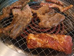 -明洞阿姨·韩式酱蟹烤肉·创意料理(三元桥店)