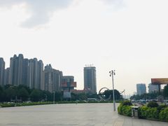 -岳阳东站