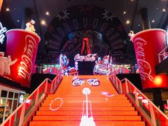 -东方明珠·可口可乐欢乐餐厅
