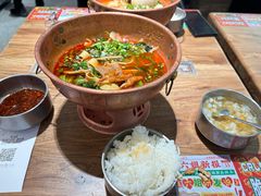 -成都你六姐·牛肉冒菜(信泰中心商场店)