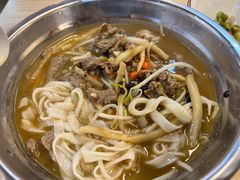 -丽丽三鲜螺蛳粉(田林路店)