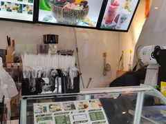 -津椰本·海南正宗椰奶清补凉(店一店)
