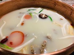 -三人行骨头王火锅(长寿店)