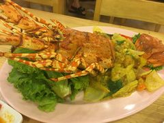 -J Daeng Seafood