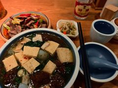 -金莹丸子汤清真(朝外SOHO店)