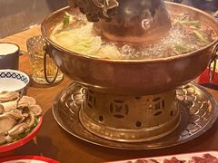 -阿郎龙虾烧烤海鲜馆(苏河融景店)