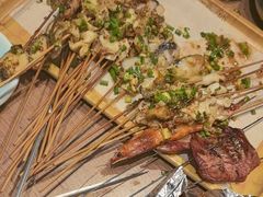 -街角等你.大连海鲜烧烤.经典铁板海鲜串(西安路店)