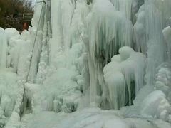 -大平台龙居瀑布旅游区