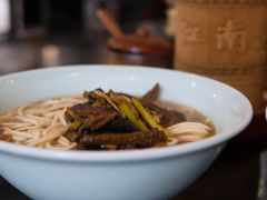 爆鳝面-奎元馆.百年奎元.非遗传承(西湖边的解放路店)