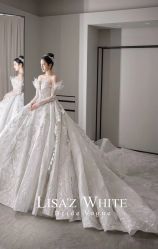 点击看大图 -Renee芮亦婚纱