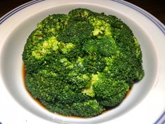 白灼西兰花-九锅一堂酸菜鱼(新南凯德直营店)