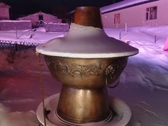 -果松木炭酸菜铜火锅·外婆参鸡汤