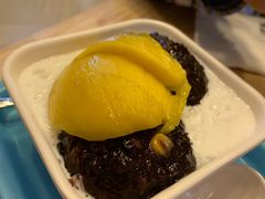 芒果白雪黑糯米甜甜-满记甜品(荟聚购物中心店)