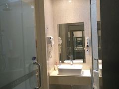 -汉庭(上海虹桥机场新店)