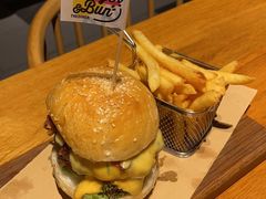 -The Diner X餐厅(青岛万象城店)