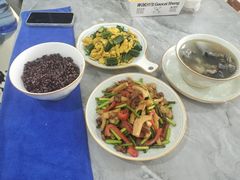 -爱月宝月嫂育儿嫂(太原店)