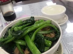 冬菇滑鸡饭-仁信双皮奶(东川路店)