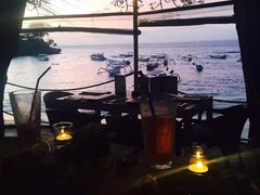 -Hai Bar And Grill