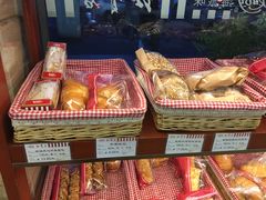 -红宝石·鲜奶小方(长阳店)