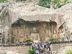 -龙门石窟