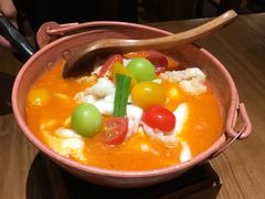 版纳野果酸汤鱼-云海肴·汽锅鸡·云南菜(天山百盛优客店)