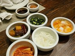 -萨拉伯尔(燕莎友谊商城店)