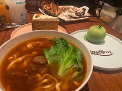 -StayReal Cafe(长宁来福士广场东八区店)