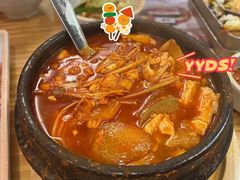 泡菜豆腐汤-喜来稀肉(北外滩白玉兰广场店)