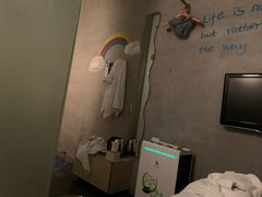 -卡罗酒店(东门晒布地铁站店)