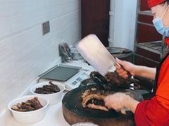 -王浩儿纪六孃甜皮鸭(乐山总店)