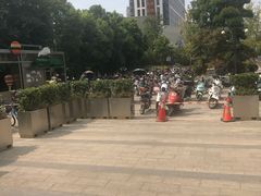 -盈丰路(地铁站)