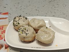 -小杨生煎(金山百联购物中心3楼店)