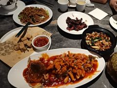 -黄弟大排档·湖南菜·小龙虾·小海鲜(凯旋北路店)