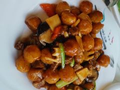 小土豆烧牛肉-老苏扬饭店