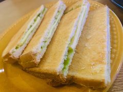 咖椰吐司-HELLO 27 意面·沙拉·帕尼尼